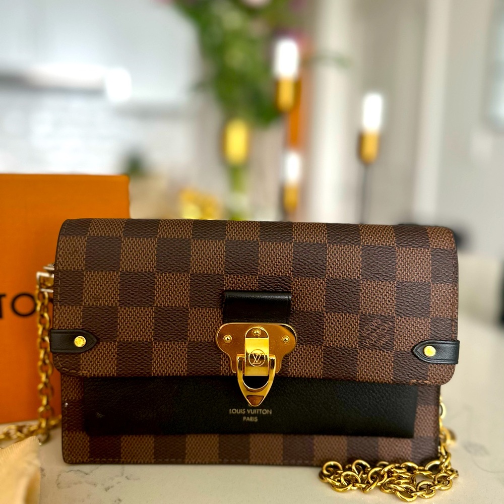 Louis Vuitton - Vavin Chain Wallet Bag - Picture 2 of 7
